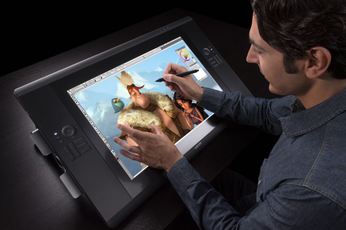 Wacom Cintiq 24HD touch adds multi-touch to interactive pen displays